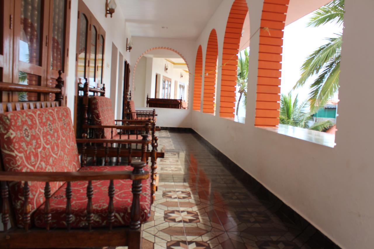 Hotel Sea View Palace - The Beach Hotel Kovalam Dış mekan fotoğraf