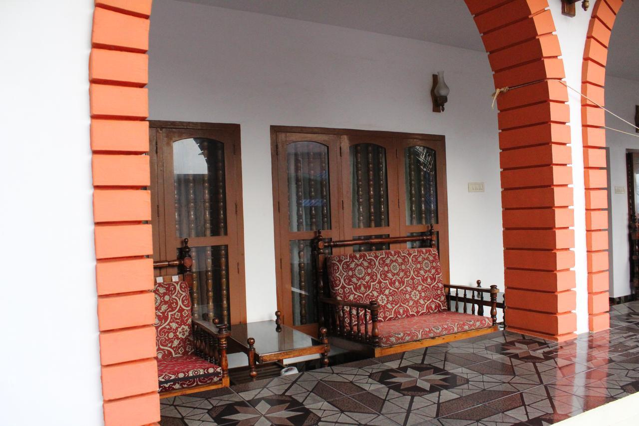 Hotel Sea View Palace - The Beach Hotel Kovalam Dış mekan fotoğraf